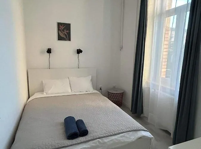 3-Br Flat In Jewish Quarter